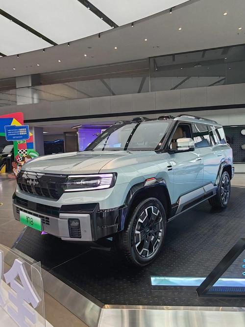 东莞252比亚迪方程豹硬派越野的爆款，英菲尼迪35周年与你共成长